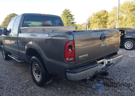 2006 Ford F-250 Lariat/Xl/Xlt z USA, uszkodzony, nr VIN 1FTNX20506ED58574